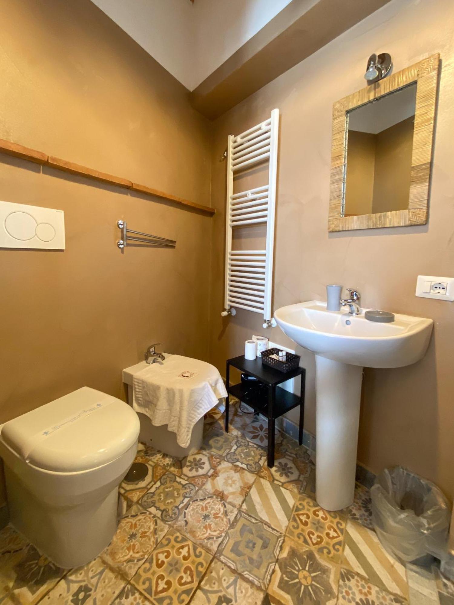 Casale 1541 Bed & Breakfast บอลเซนา ภายนอก รูปภาพ